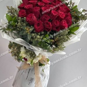 21 İthal Kırmızı Gül İsteme Buketi