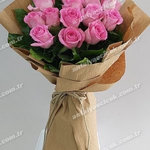 Pembe Güllerden Şık Buket