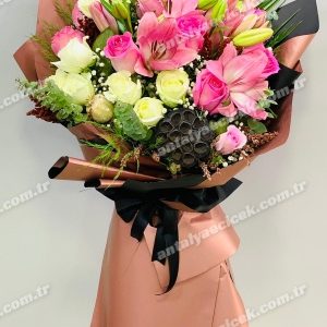 Pembe Ithal Çiçek Buketi
